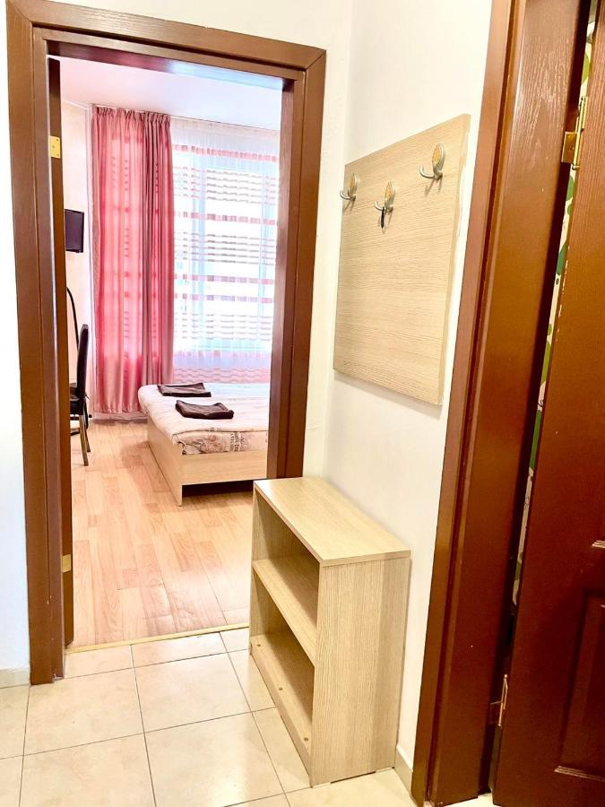 First Sea Line Coast Apartment Friends Поморие Екстериор снимка